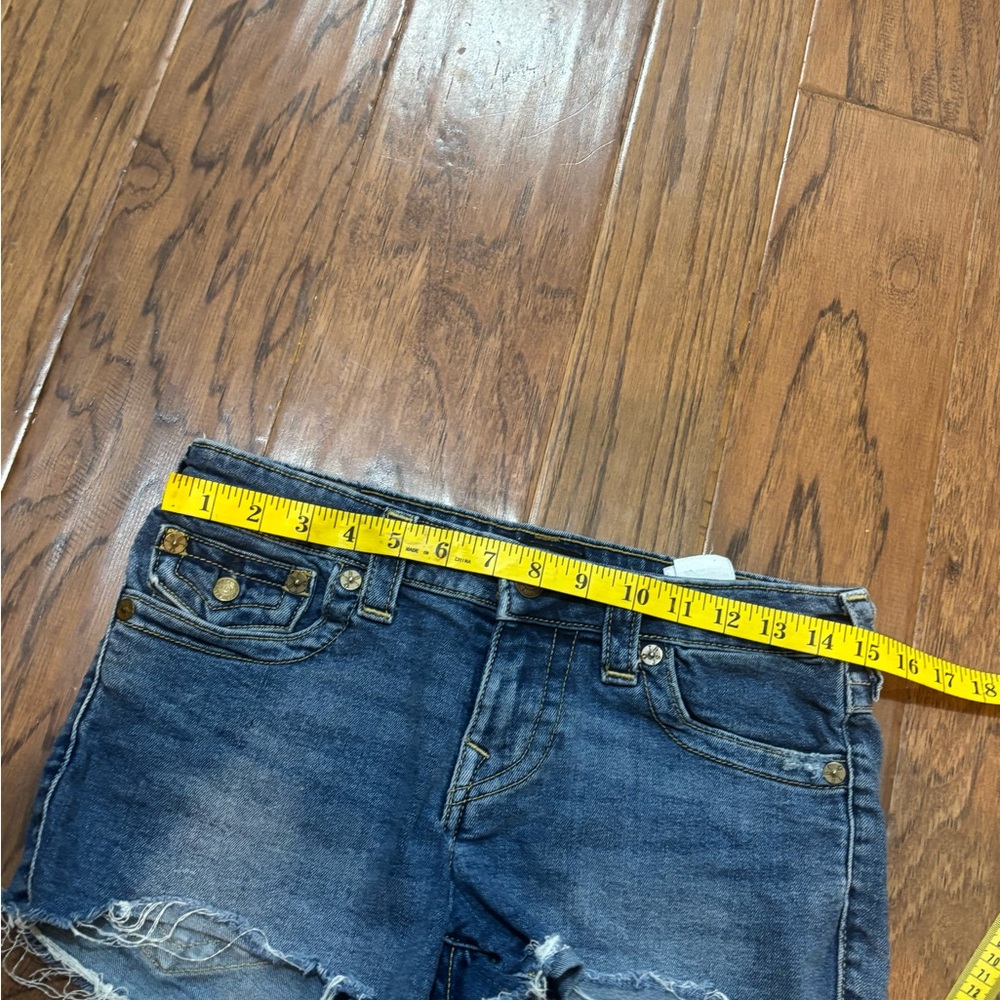 True Religion Joey Cut Off Denim Shorts Size 28 Low Rise Shorty Shorts - Picture 10 of 10